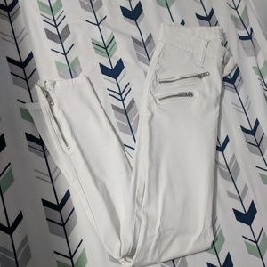 NWOT zipped white pants